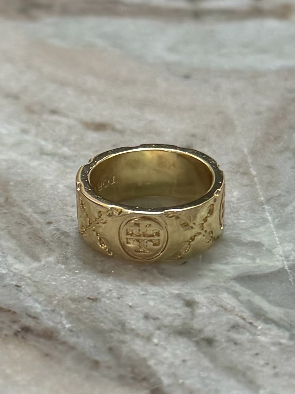 TORY BURCH ring